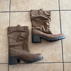 Mudd slouch suede boots